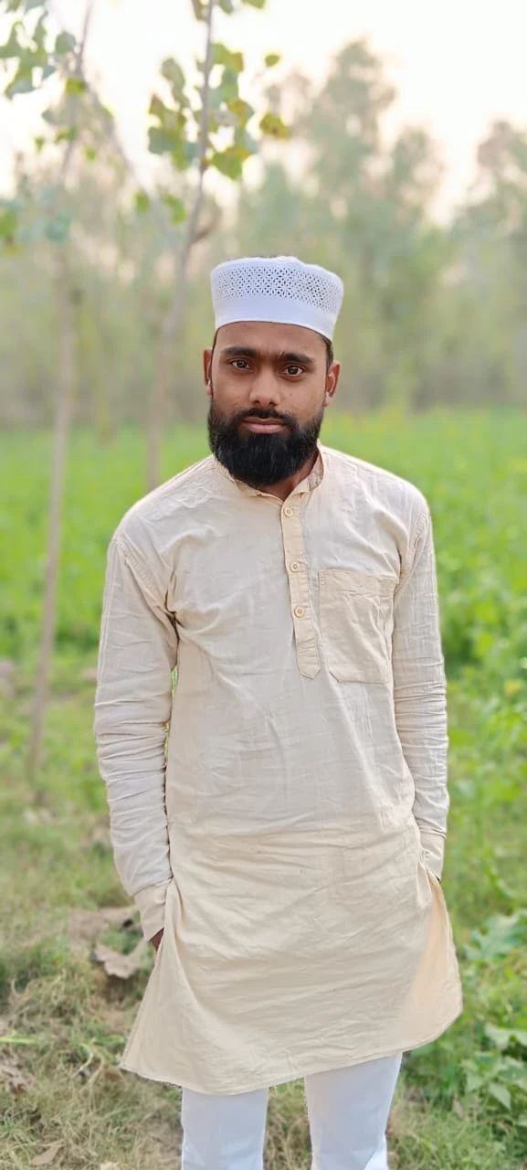 Moeen Hussain